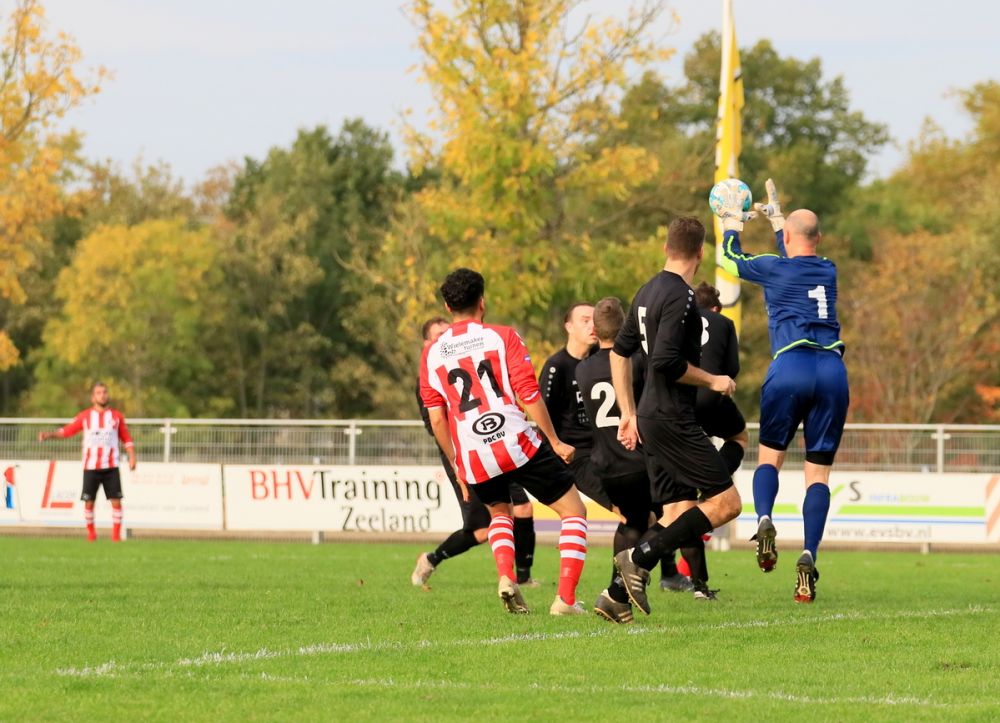 Groen-witten slepen punt uit ’t vuur tegen VC Vlissingen