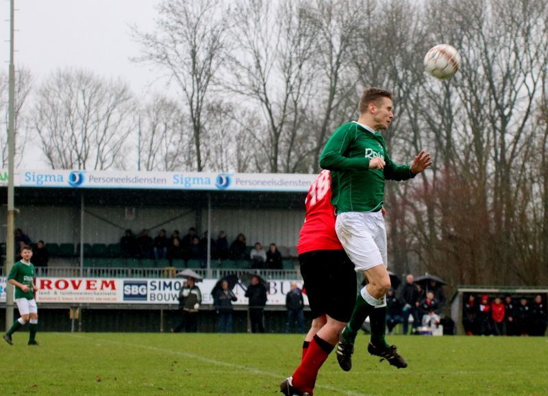 Groen-witten boeken zege op RCS dankzij vroeg doelpunt