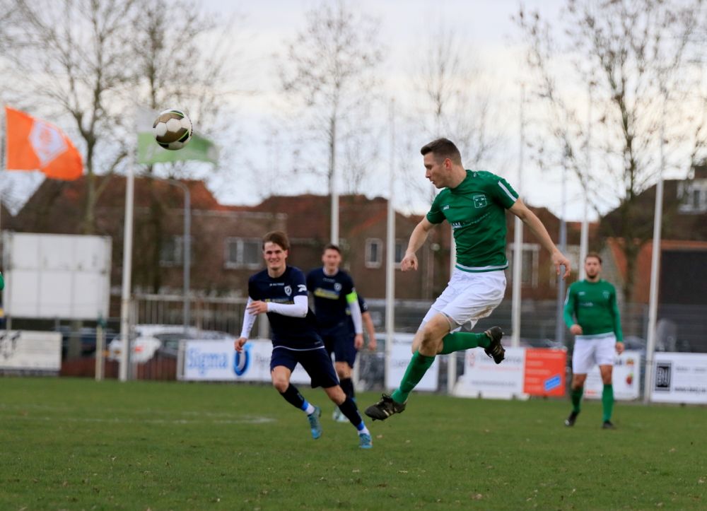 Luctor Heinkenszand met hulp van groen-witten naar 0-3 zege