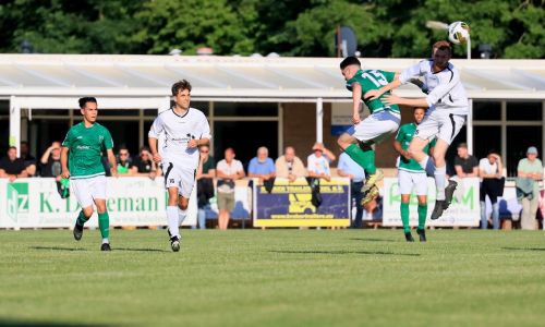 Groen-witten nemen eerste horde in strijd om behoud  3e klasse