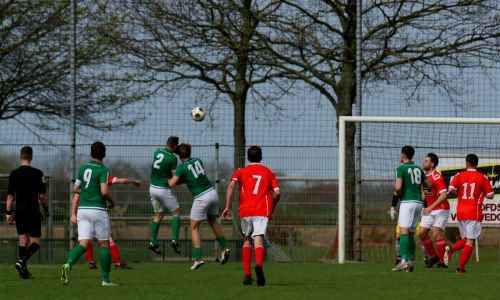 Groen-witten houden open huis in duel met Lewedorpse Boys