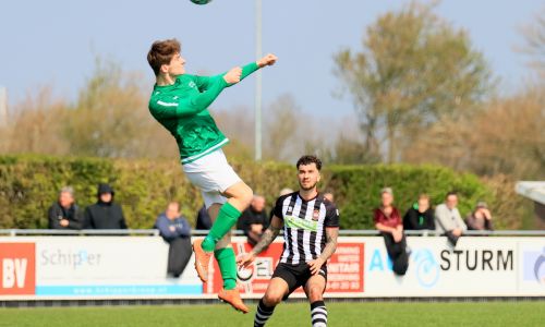 Verdiende overwinning groen-witten in doelpuntrijk duel tegen hekkensluiter Veere