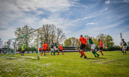 Groen-witten boeken een belangrijke zege op concurrent Wolfaartsdijk