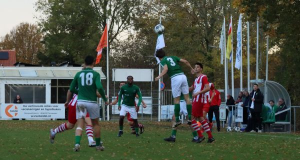 Groen-witten tonen veerkracht en verslaan Sluis na boeiend gevecht